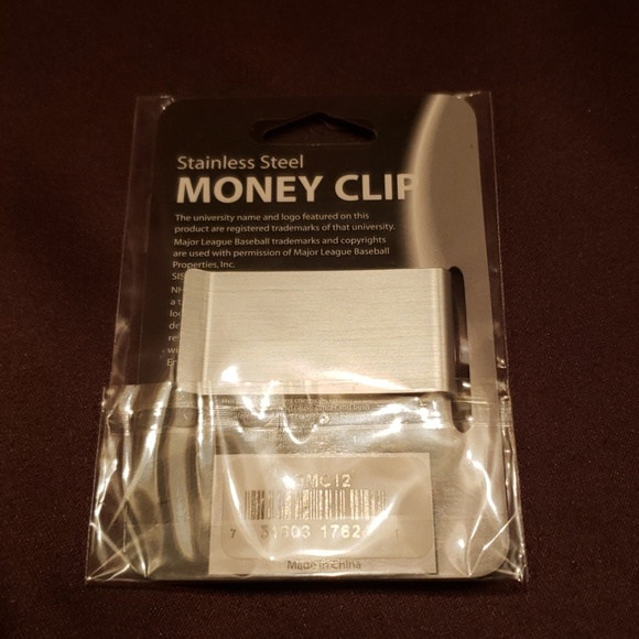 Arkansas Razorbacks Money Clip - Picture 3 of 3